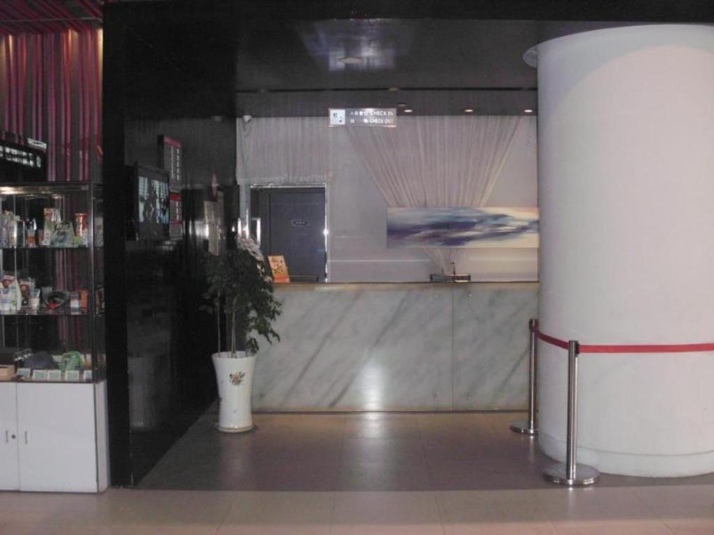 Jinjiang Inn Changsha Wuyi Square Metro Station Ifc Экстерьер фото