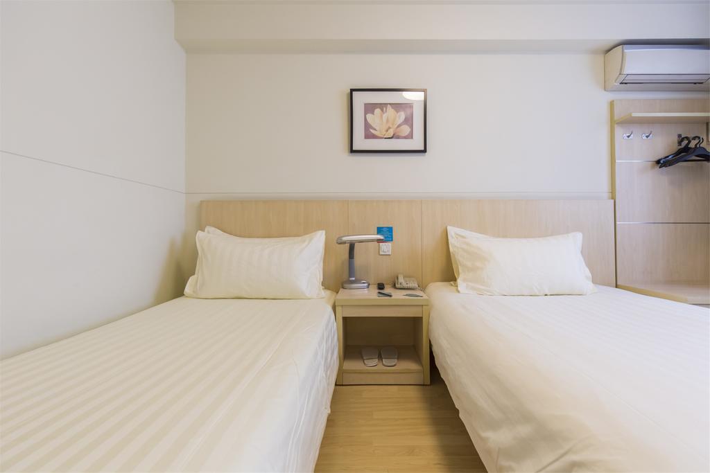 Jinjiang Inn Changsha Wuyi Square Metro Station Ifc Экстерьер фото